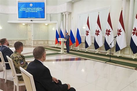 Кадырова отметили за значимый вклад в развитие отечественной цементной отрасли