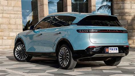 Топ-5 китайских кроссоверов, которые серьезно ударят по вашему бюджету на ремонт